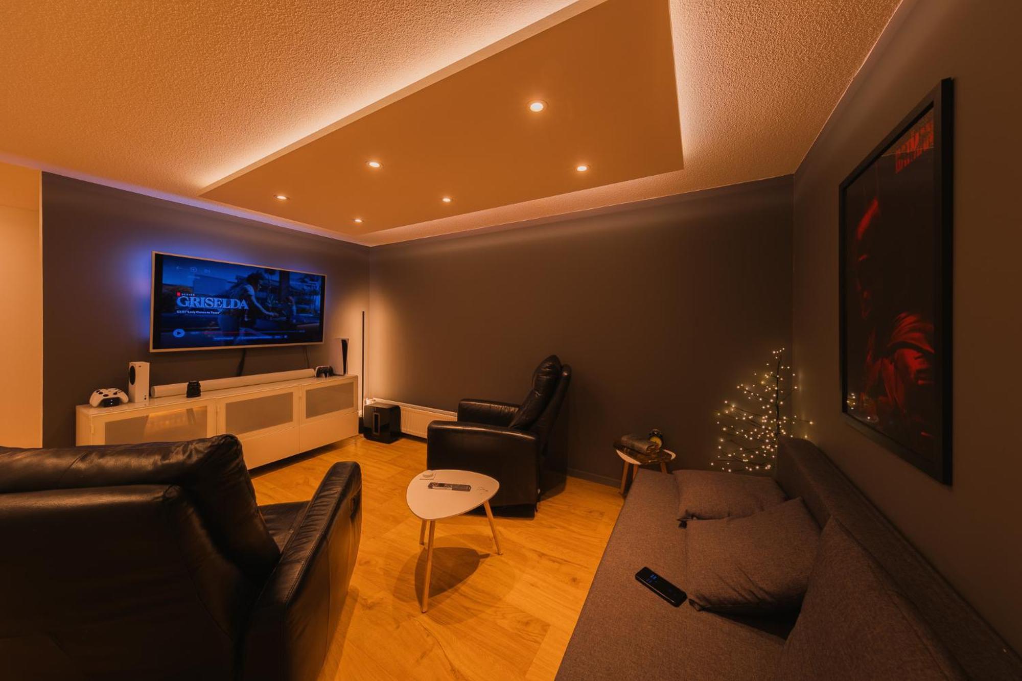 Smart Luxury - Private Gym, Hot Tub & Sauna Keflavik Exterior photo